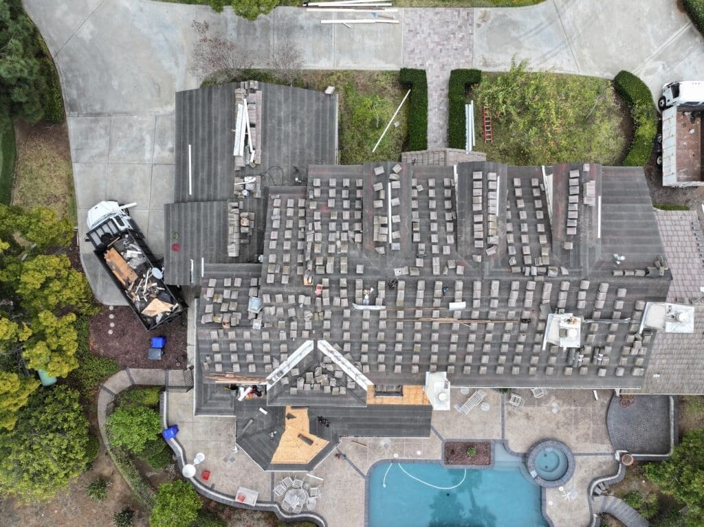 Give your home the protection it deserves with professional re-roofing services in 4S Ranch. Richardson Roofing specializes in replacing aged systems.